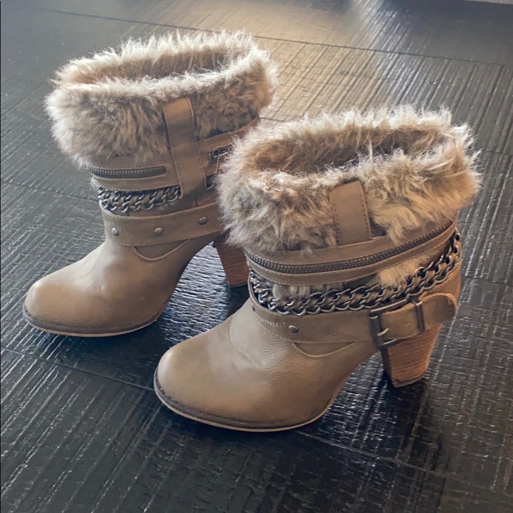 Not Rated Boots
